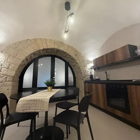 Dimora Dei Vergini ,rione Sanita,centro Storico,5 Min Dalla Metro ,fino A 6 Ospiti 아파트