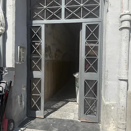 Dimora Dei Vergini ,rione Sanita,centro Storico,5 Min Dalla Metro ,fino A 6 Ospiti 아파트