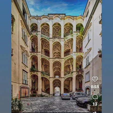 아파트 Dimora Dei Vergini ,rione Sanita,centro Storico,5 Min Dalla Metro ,fino A 6 Ospiti